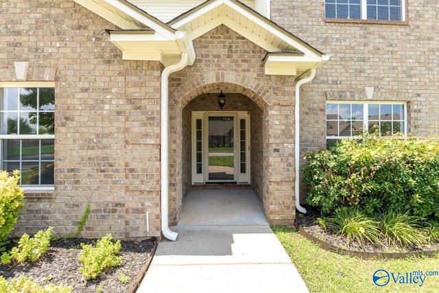 104 Raymon Circle, Huntsville, AL 35806