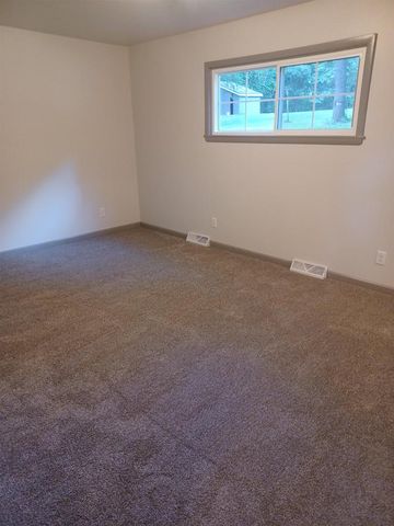 E8284 Highway 23/33, Reedsburg, WI 53959