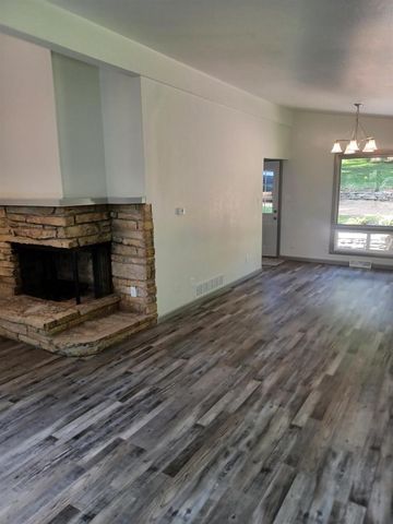 E8284 Highway 23/33, Reedsburg, WI 53959