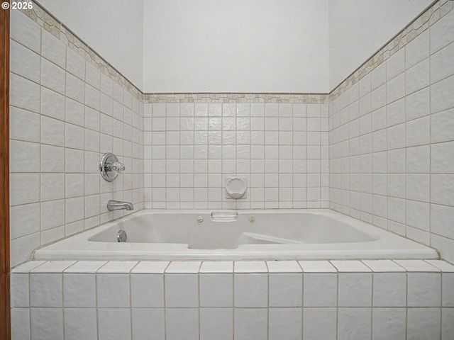 41202 Se TRUBEL Rd, Sandy, OR 97055
