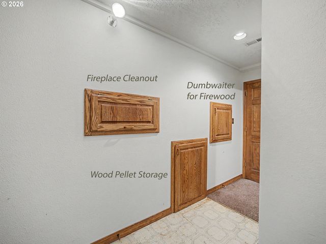 41202 Se TRUBEL Rd, Sandy, OR 97055