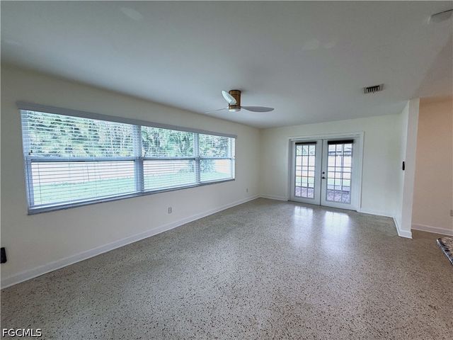 1637 S Mayfair RD, Fort Myers, FL 33919