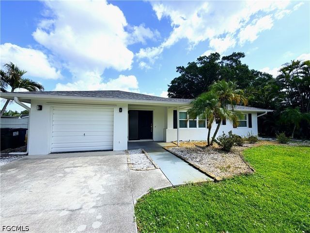 1637 S Mayfair RD, Fort Myers, FL 33919