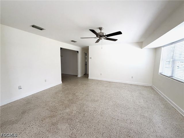 1637 S Mayfair RD, Fort Myers, FL 33919