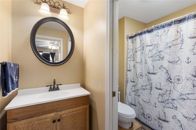 6 Governors Hill 6, West Warwick, RI 02893