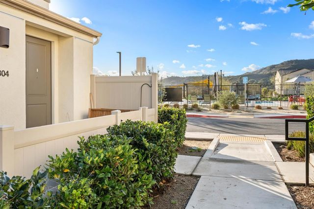 304 Sweet Place, Fallbrook, CA 92028