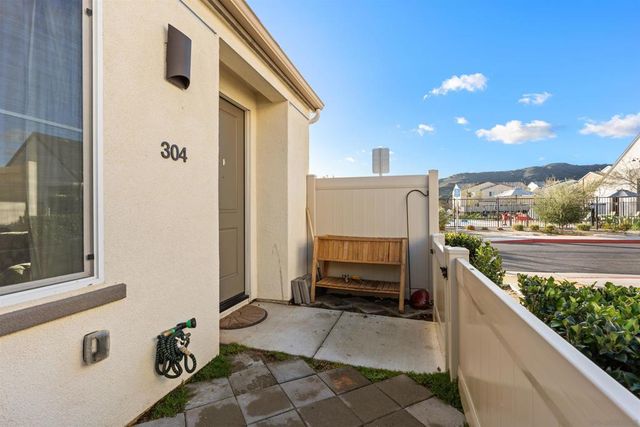 304 Sweet Place, Fallbrook, CA 92028