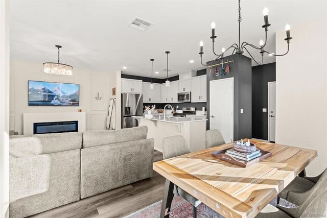 304 Sweet Place, Fallbrook, CA 92028