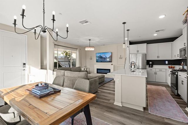 304 Sweet Place, Fallbrook, CA 92028