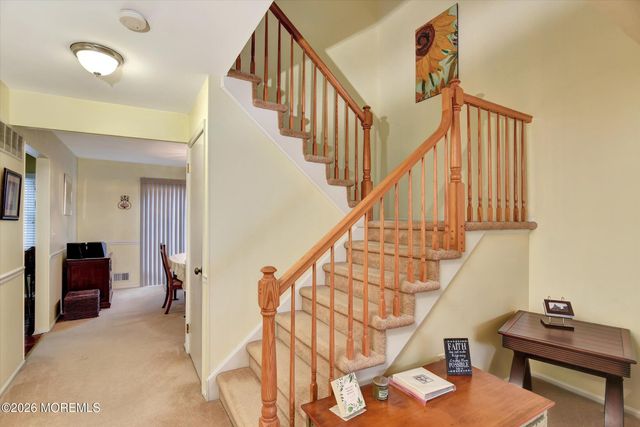 72 Carriage Lane, Englishtown, NJ 07726