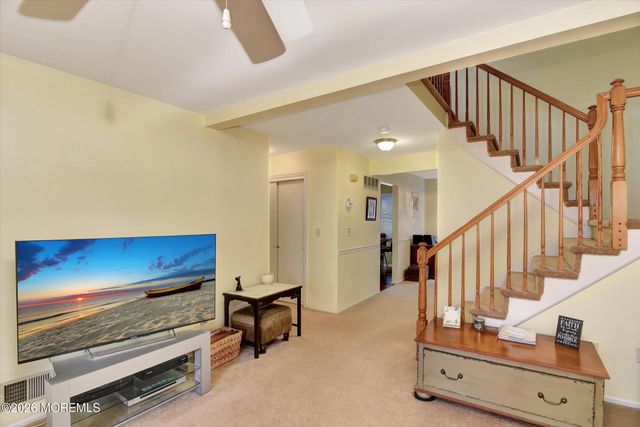 72 Carriage Lane, Englishtown, NJ 07726