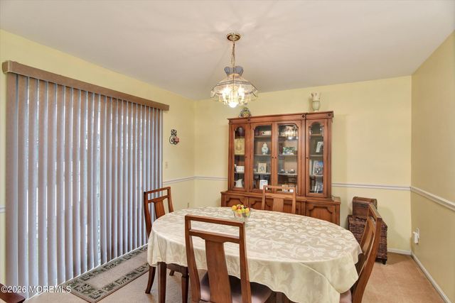 72 Carriage Lane, Englishtown, NJ 07726