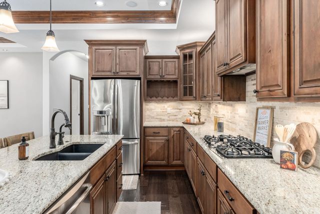 4030 N Goldenrod Ct, Maize, KS 67101