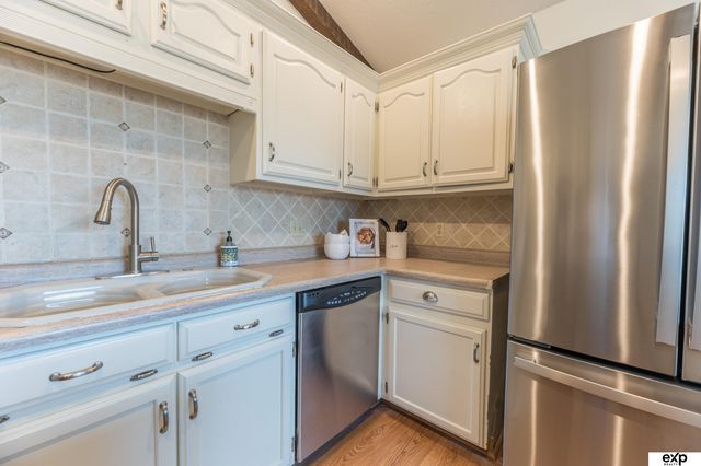 310 Brooks Place, Bellevue, NE 68005