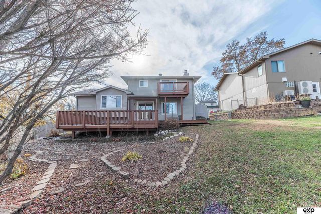 310 Brooks Place, Bellevue, NE 68005