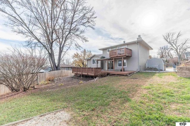 310 Brooks Place, Bellevue, NE 68005