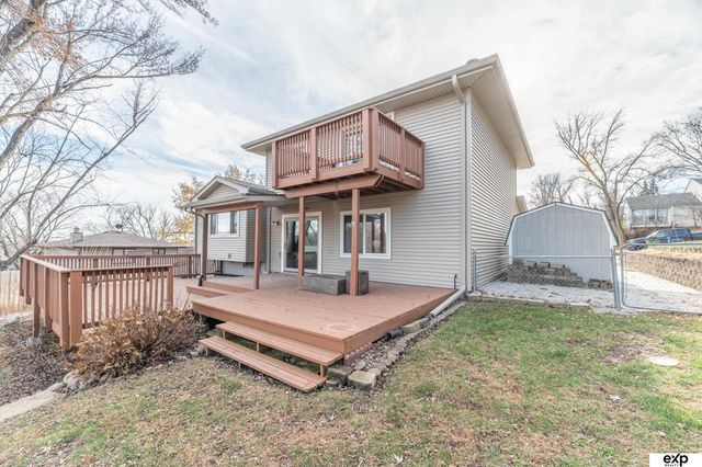 310 Brooks Place, Bellevue, NE 68005