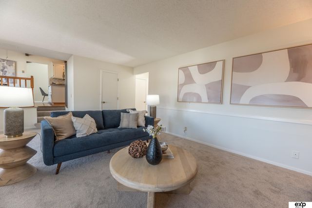 310 Brooks Place, Bellevue, NE 68005