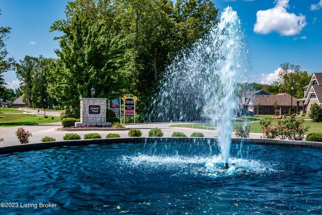 423 Misty Green Ct, Mt Washington, KY 40047