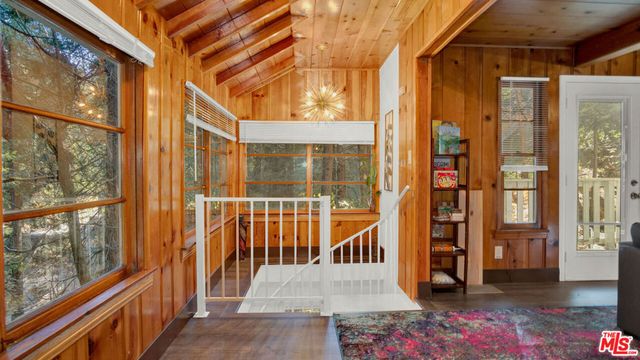 26776 Ca-189, Blue Jay, CA 92317