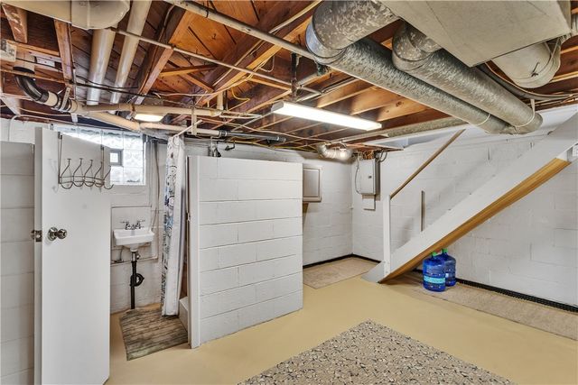 11414 Joseph St, North Huntingdon, PA 15642