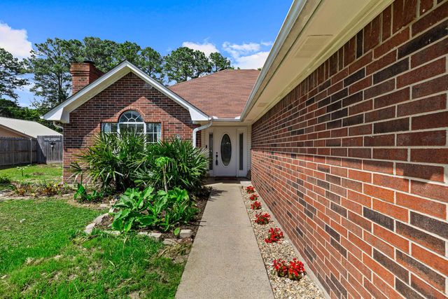 209 Cheyenne Run, Hallsville, TX 75650