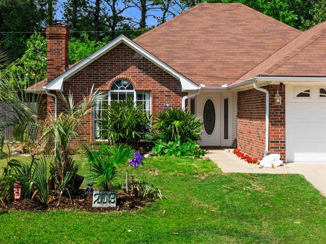 209 Cheyenne Run, Hallsville, TX 75650