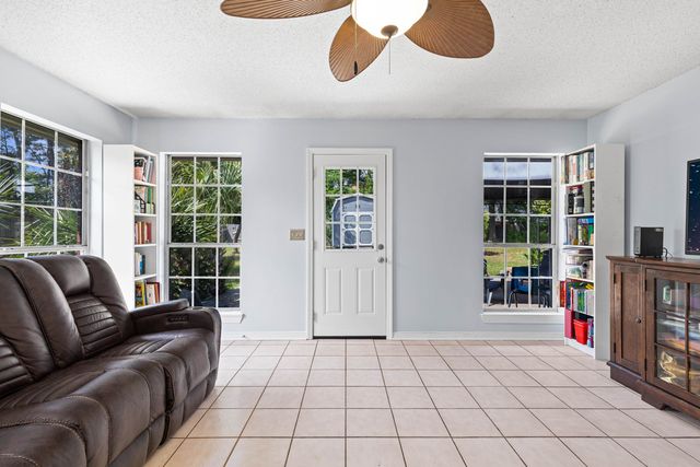 209 Cheyenne Run, Hallsville, TX 75650