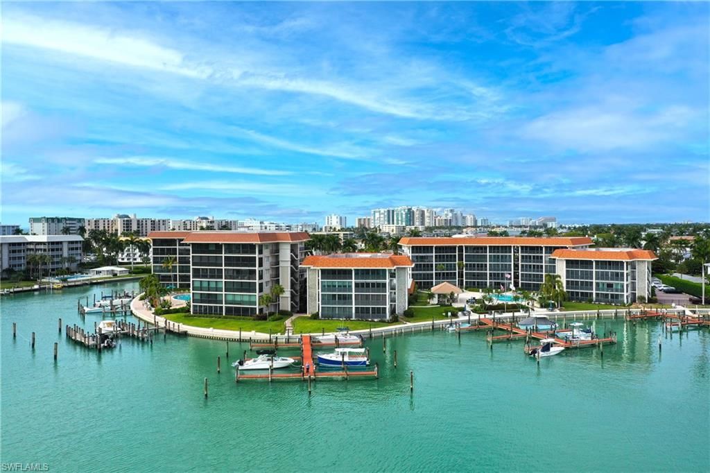 222 Harbour DR 218, NAPLES, FL 34103 — photo 2