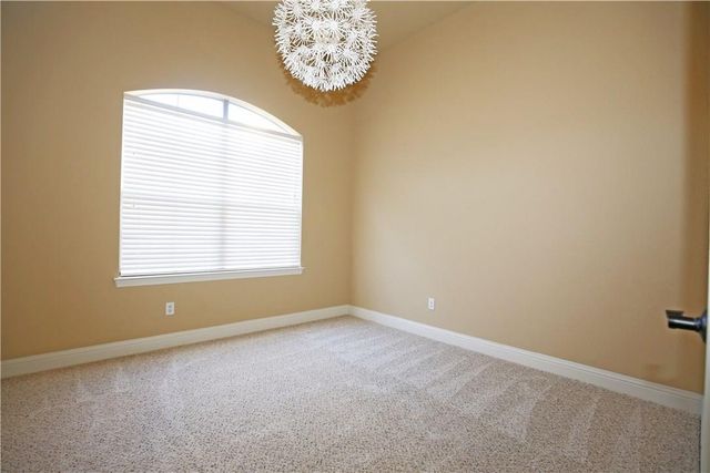 3921 Sapphire LOOP, Round Rock, TX 78681