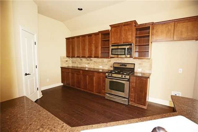 3921 Sapphire LOOP, Round Rock, TX 78681