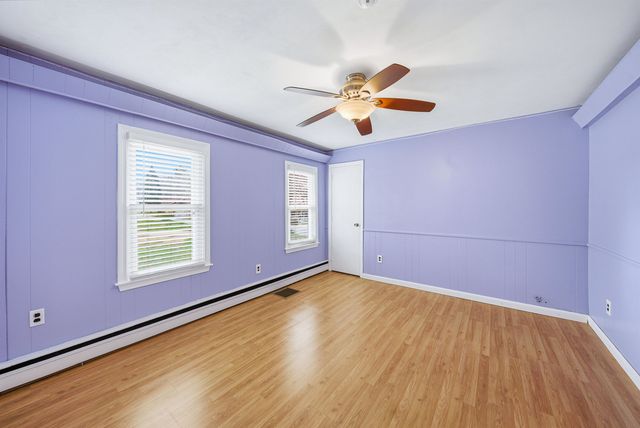 58 President Road, Manchester, NH 03103