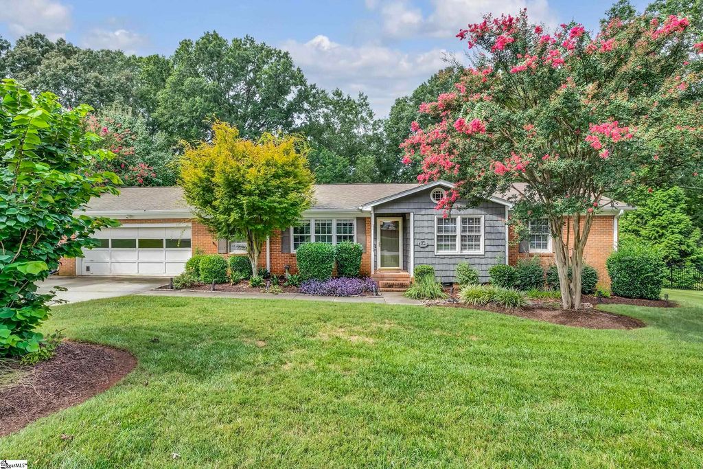 104 Delmar Drive, Simpsonville, SC 29680