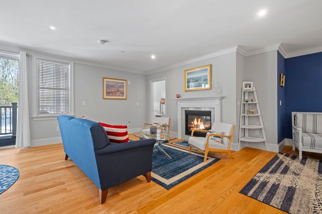 32 Willey Creek Rd Unit 303, Exeter, NH 03833