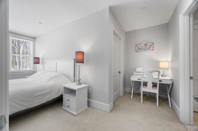 32 Willey Creek Rd Unit 303, Exeter, NH 03833