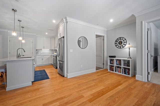 32 Willey Creek Rd Unit 303, Exeter, NH 03833