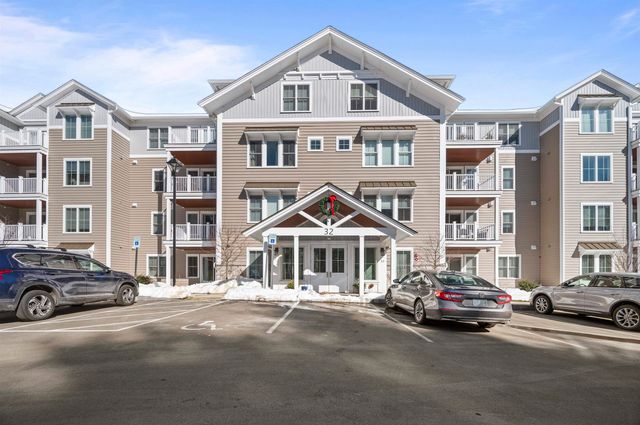 32 Willey Creek Rd Unit 303, Exeter, NH 03833