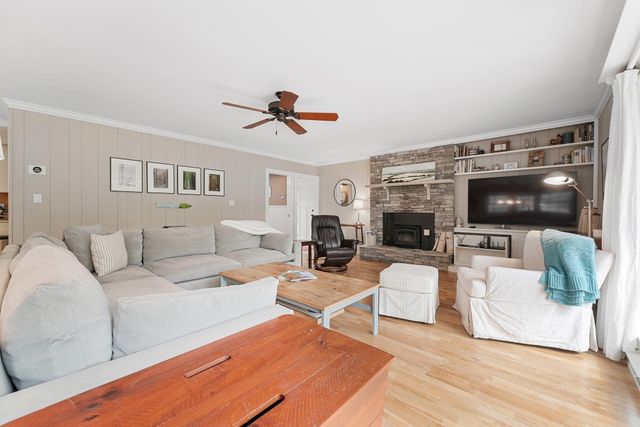 116 W Hill Street, Leland, MI 49654