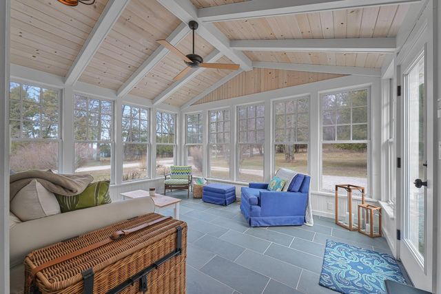 116 W Hill Street, Leland, MI 49654