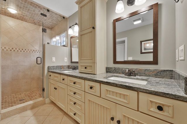 116 W Hill Street, Leland, MI 49654