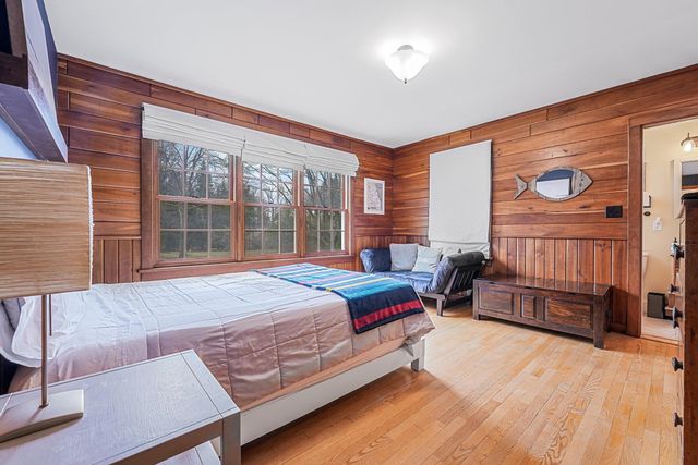 116 W Hill Street, Leland, MI 49654