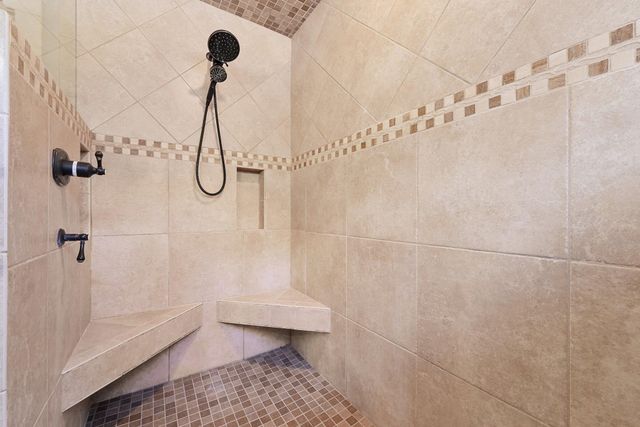 116 W Hill Street, Leland, MI 49654