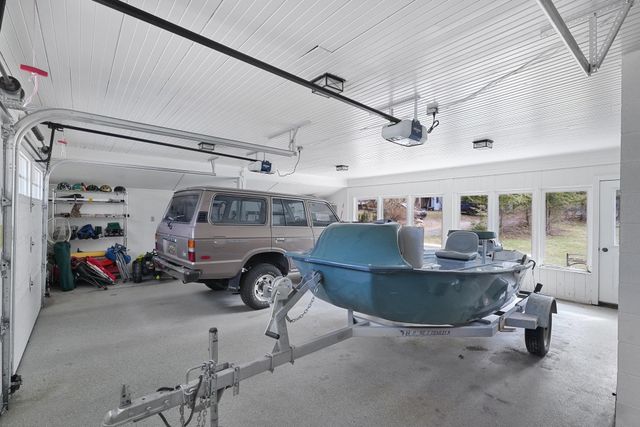 116 W Hill Street, Leland, MI 49654