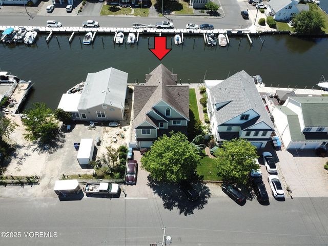 100 Waldron Road, Toms River, NJ 08753