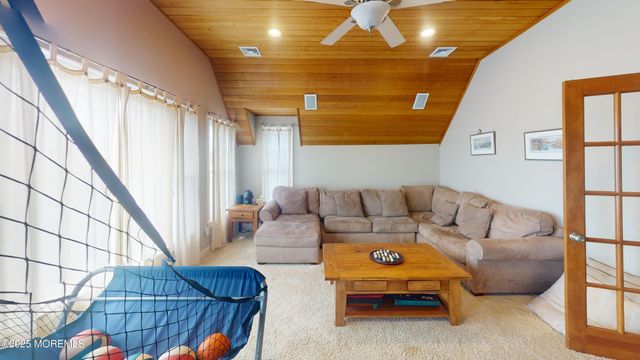 100 Waldron Road, Toms River, NJ 08753