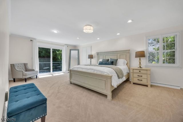 935 Minisink Way, Westfield Town, NJ 07090