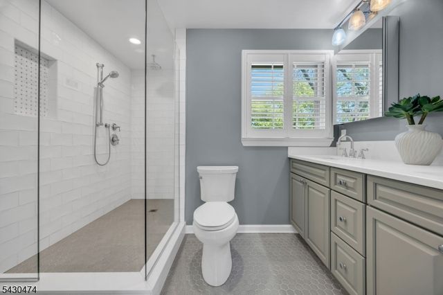 935 Minisink Way, Westfield Town, NJ 07090