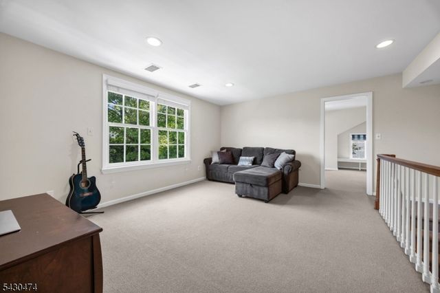935 Minisink Way, Westfield Town, NJ 07090