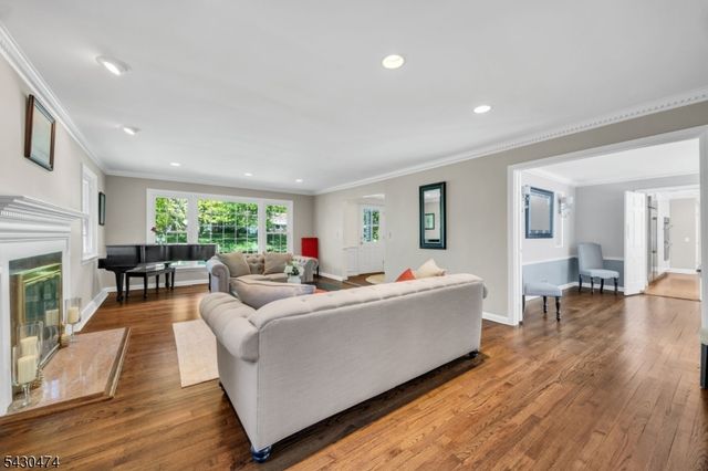 935 Minisink Way, Westfield Town, NJ 07090