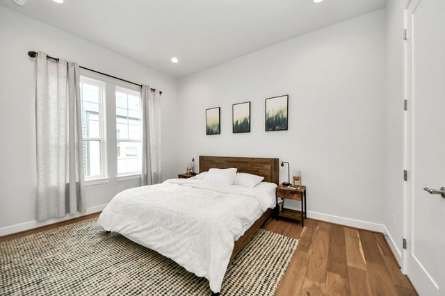 1223 W 16th Street B, Houston, TX 77008